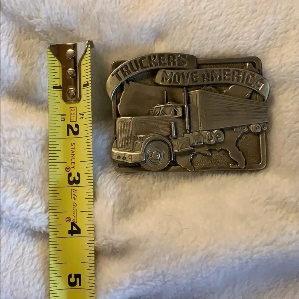 Vintage 1983 Siskiyou Buckle Company- “Truckers..”